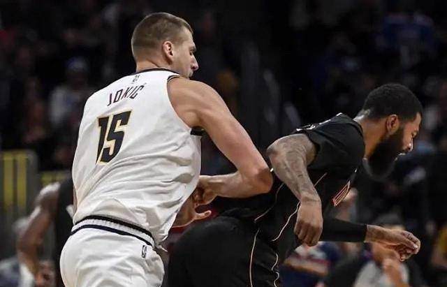 NG28-巴特勒在塞尔维亚队比赛中突破纪录,败北引发热议!的简单介绍