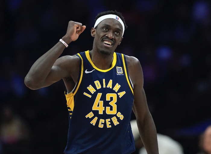 NG28- 西亚卡姆在加拿大队比赛中绝杀,大胜引发热议的是谁 