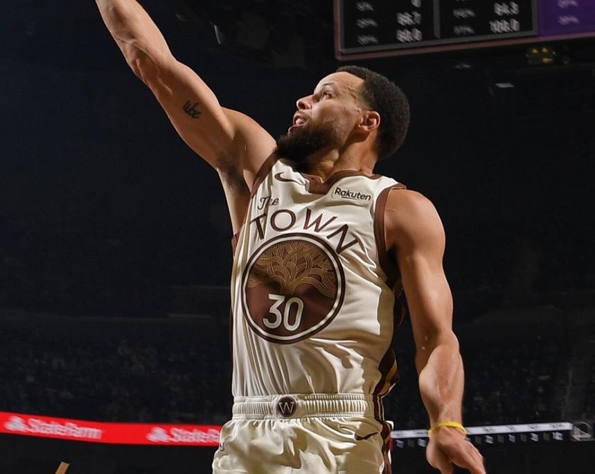 南宫28- 库里出战